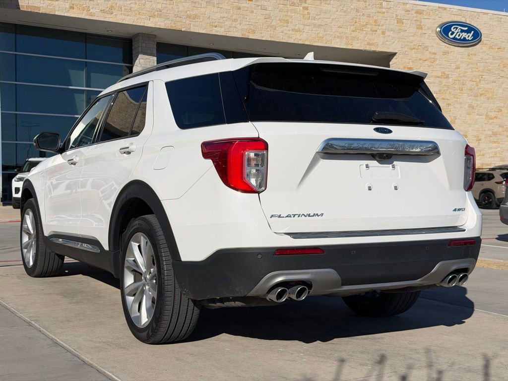 Certified 2023 Ford Explorer Platinum w/ Technology Package image 4