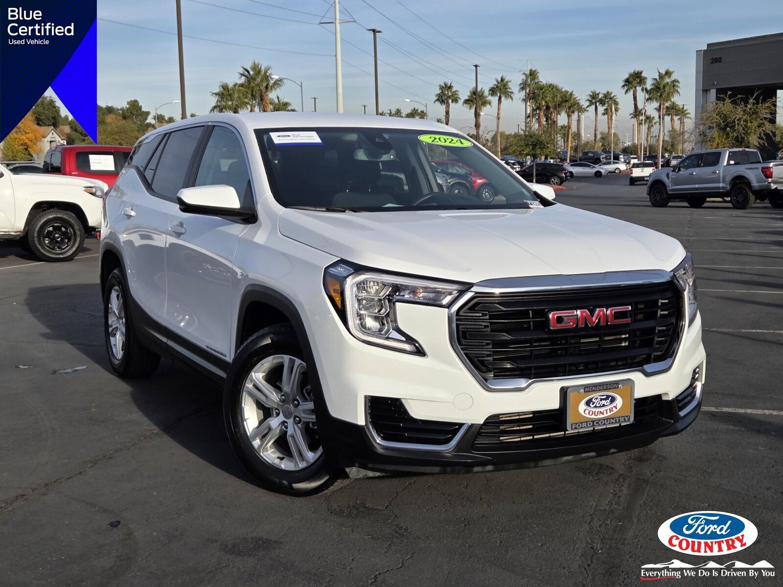 Used 2024 GMC Terrain SLE image 7