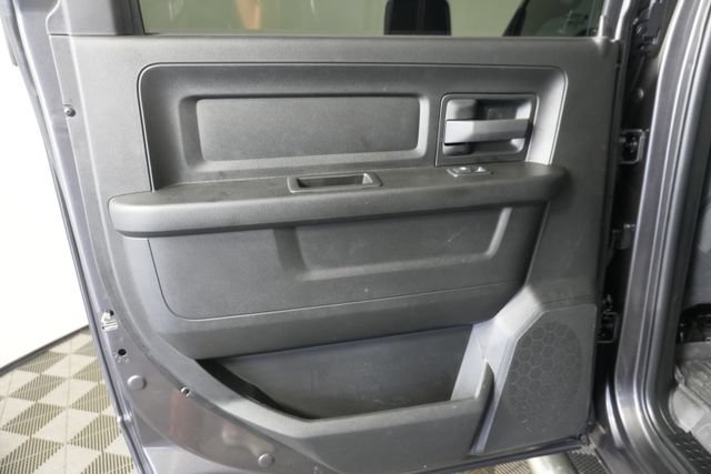 Used 2024 RAM 2500 Tradesman w/ Chrome Appearance Group AWD/4WD image 31