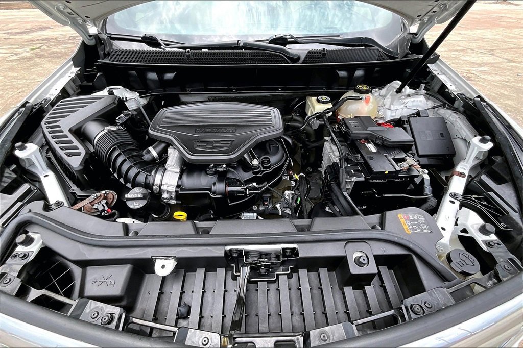 Used 2017 Cadillac XT5 Luxury w/ Driver Awareness Package image 31