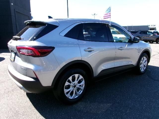 Certified 2023 Ford Escape Active AWD/4WD image 6