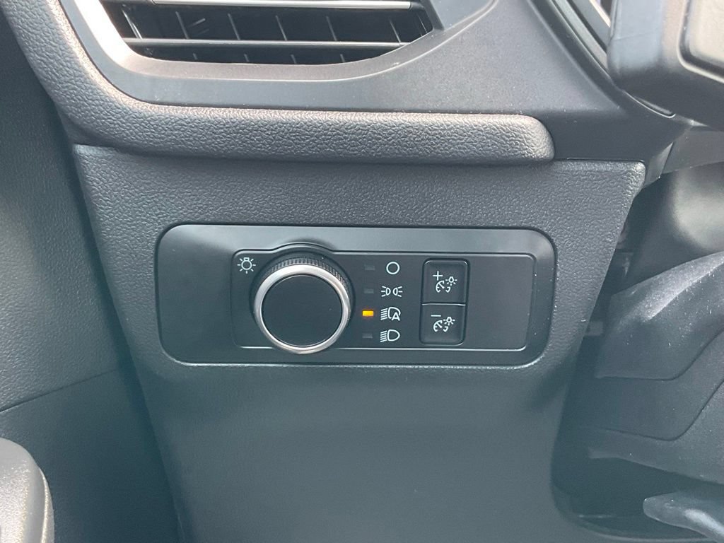 Certified 2025 Ford Escape Active AWD/4WD image 9