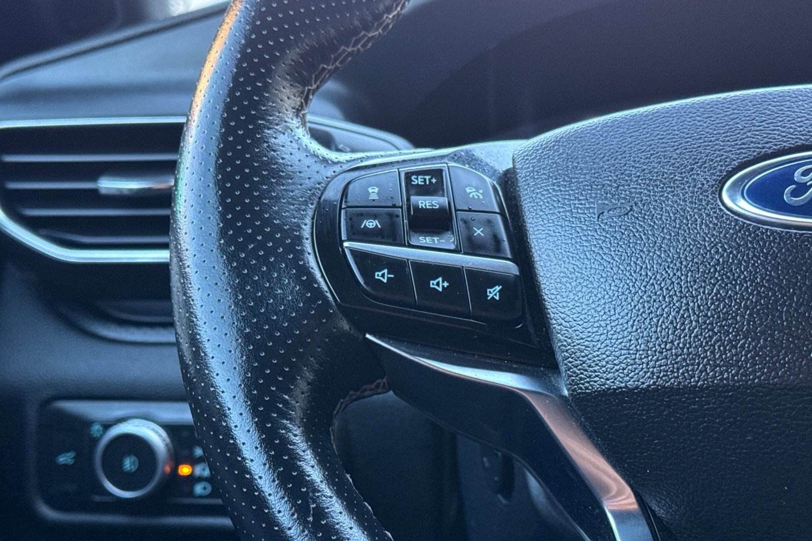 Certified 2022 Ford Explorer ST w/ Equipment Group 401A image 38