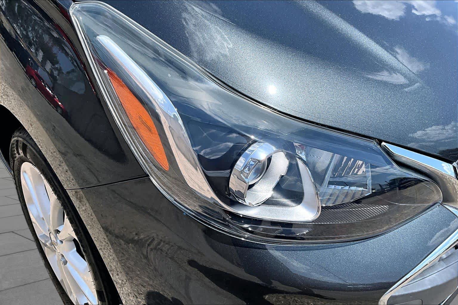 Used 2022 Chevrolet Spark LT FWD image 27