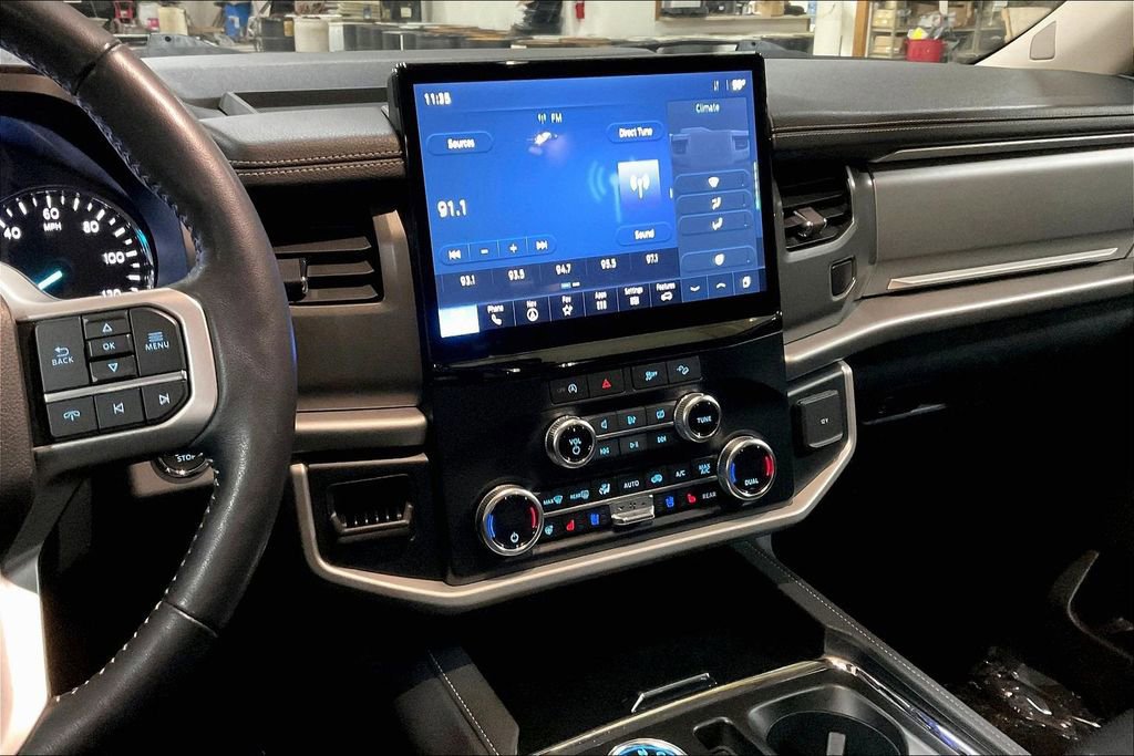 Certified 2024 Ford Expedition Max XLT image 8