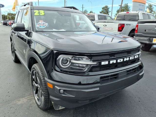 Certified 2023 Ford Bronco Sport Outer Banks w/ Tech Package AWD/4WD image 3