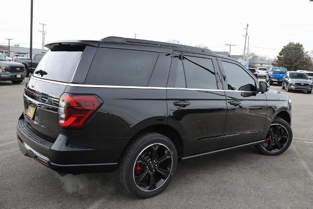 Certified 2023 Ford Expedition Limited image 3