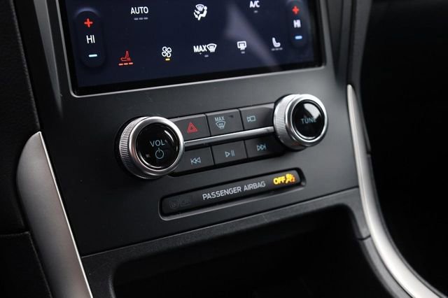 Certified 2024 Ford Edge SEL image 13