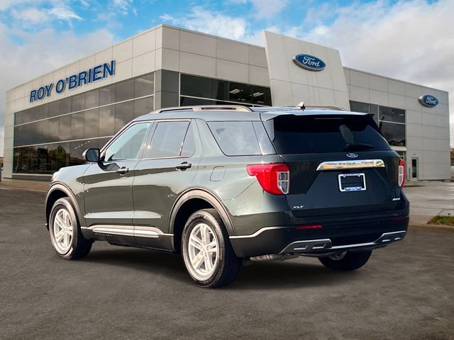 Certified 2023 Ford Explorer XLT w/ Equipment Group 202A AWD/4WD image 3
