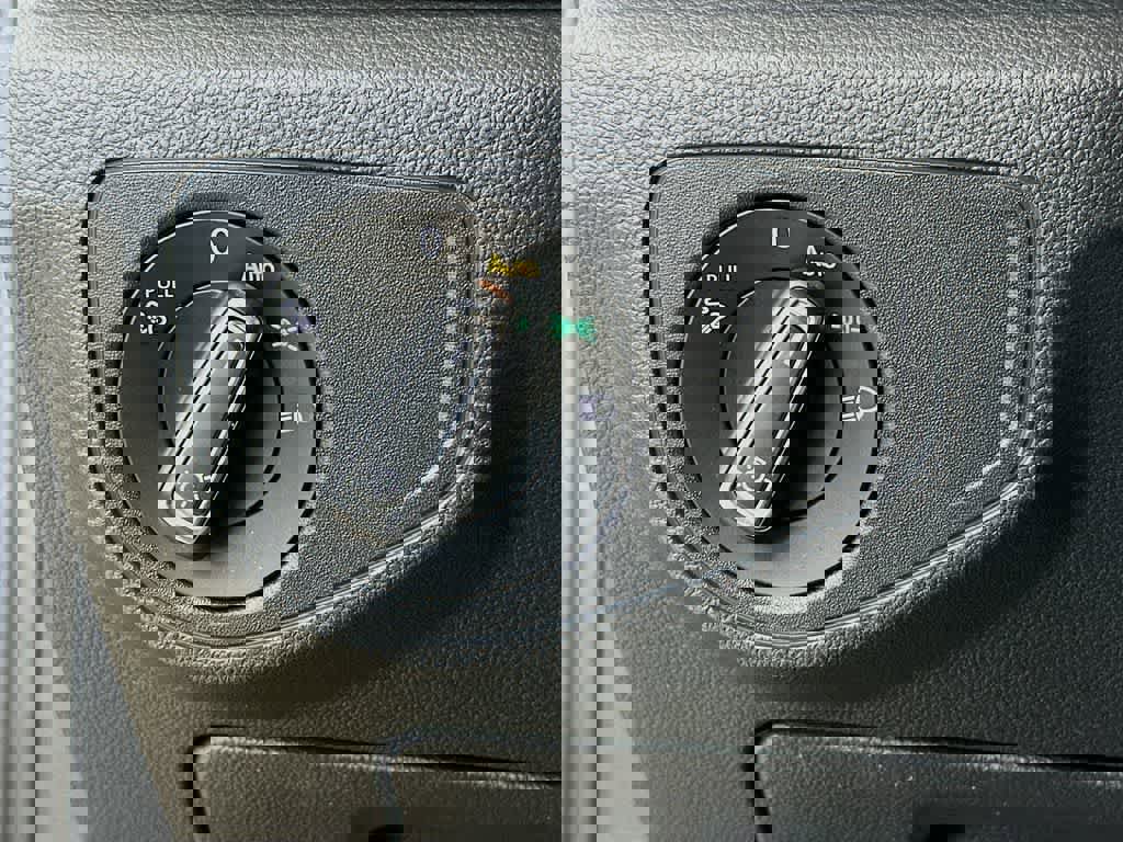 Used 2021 Volkswagen Atlas SE w/ Panoramic Sunroof Package image 27