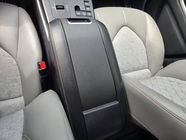 Used 2023 Toyota Highlander Bronze Edition AWD/4WD image 25
