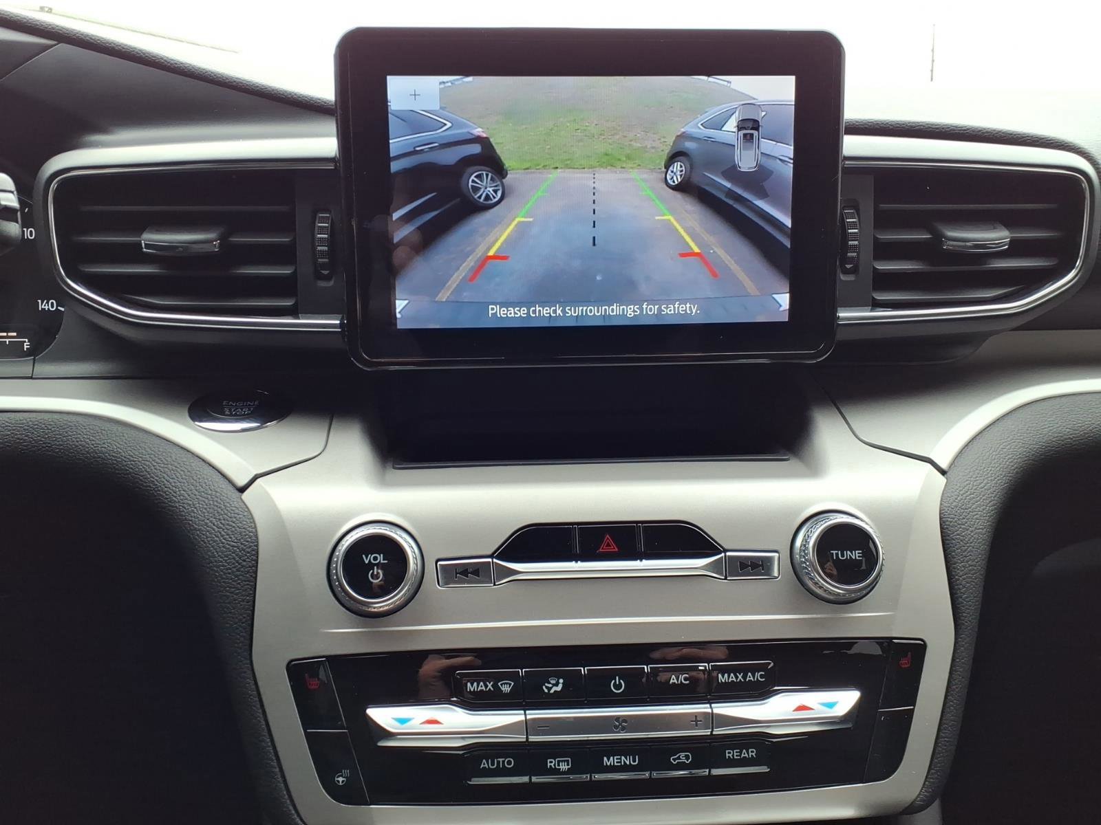 Certified 2023 Ford Explorer XLT w/ Equipment Group 202A image 15