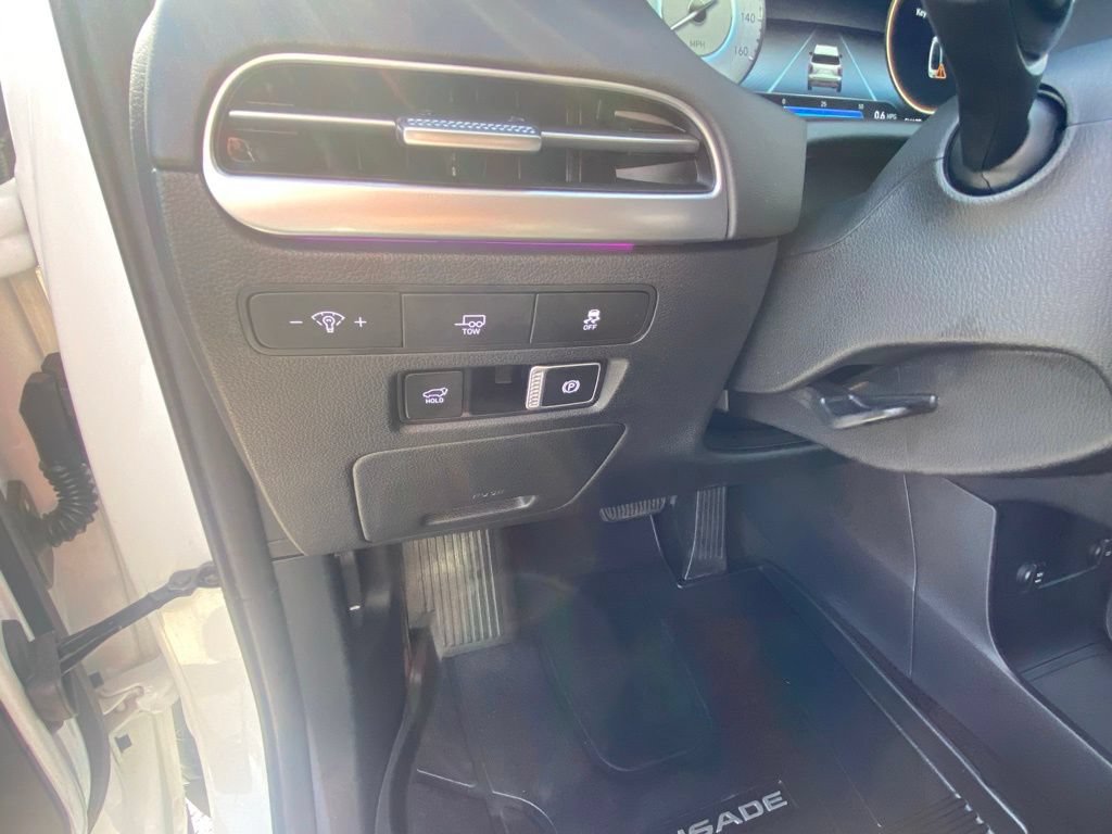Used 2024 Hyundai Palisade Limited AWD/4WD image 12