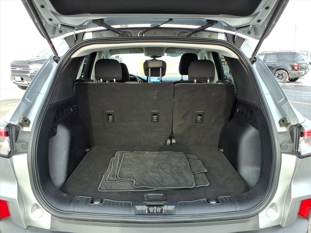 Certified 2022 Ford Escape SE image 10