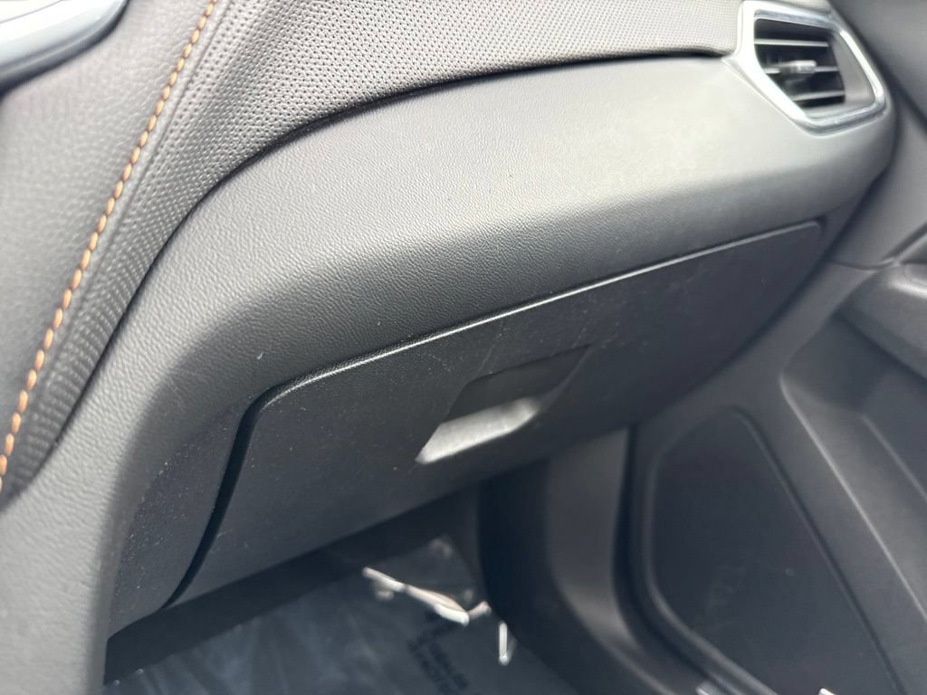 Used 2018 Chevrolet Equinox Premier AWD/4WD image 29