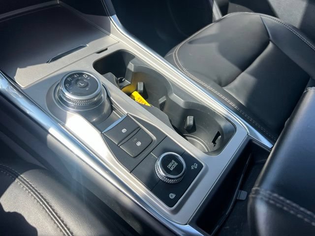 Certified 2023 Ford Explorer XLT w/ Equipment Group 202A AWD/4WD image 15