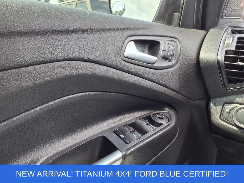 Certified 2019 Ford Escape Titanium AWD/4WD image 22