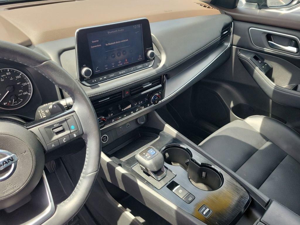 Used 2021 Nissan Rogue SV w/ Premium Package FWD image 26