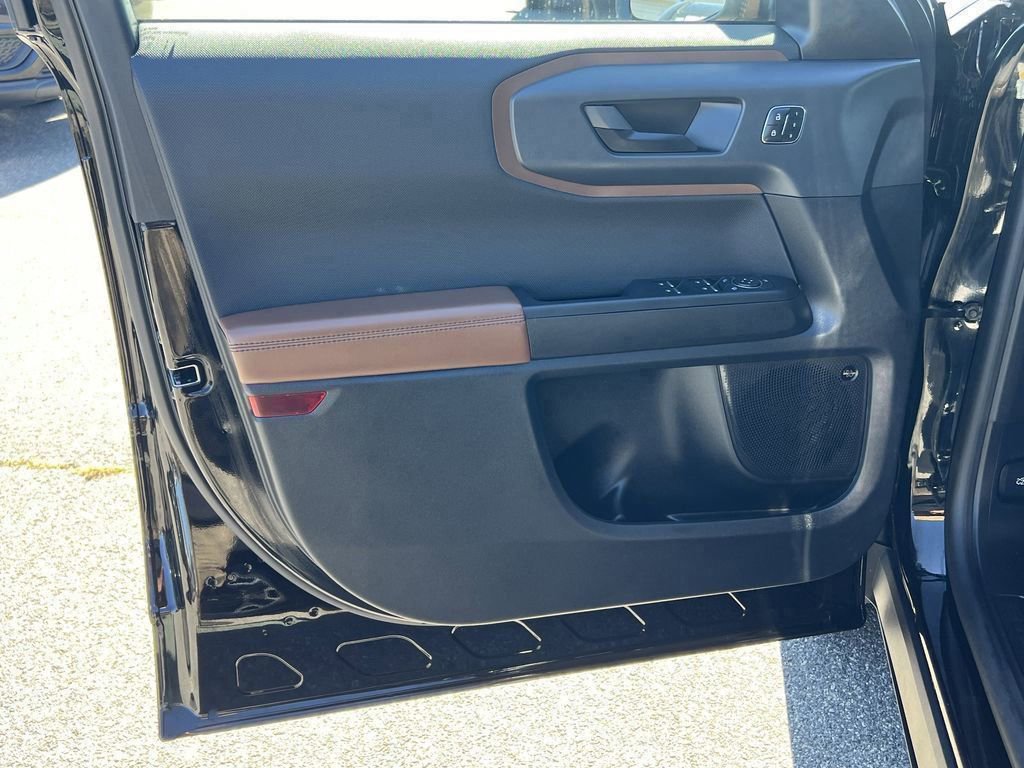 Certified 2023 Ford Bronco Sport Outer Banks w/ Tech Package image 9