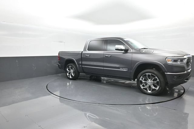 Used 2022 RAM 1500 Limited w/ Body Color Bumper Group AWD/4WD image 2