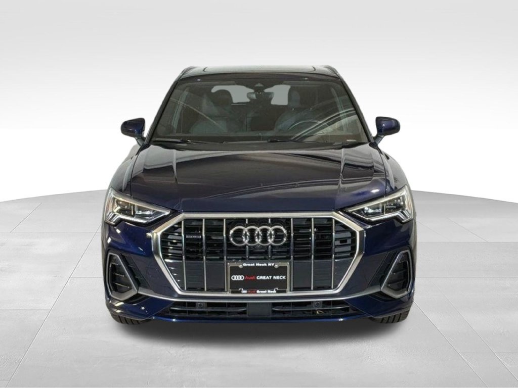 Used 2023 Audi Q3 2.0T Premium Plus w/ Premium Plus Package AWD/4WD image 19