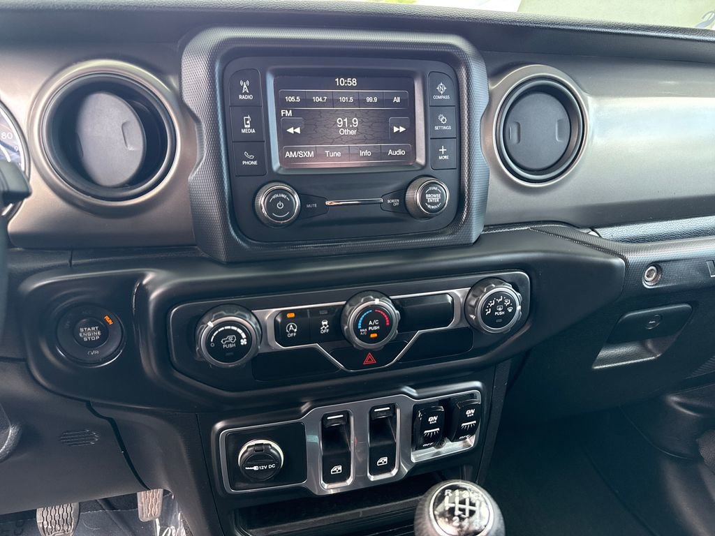 Used 2018 Jeep Wrangler Sport AWD/4WD image 18
