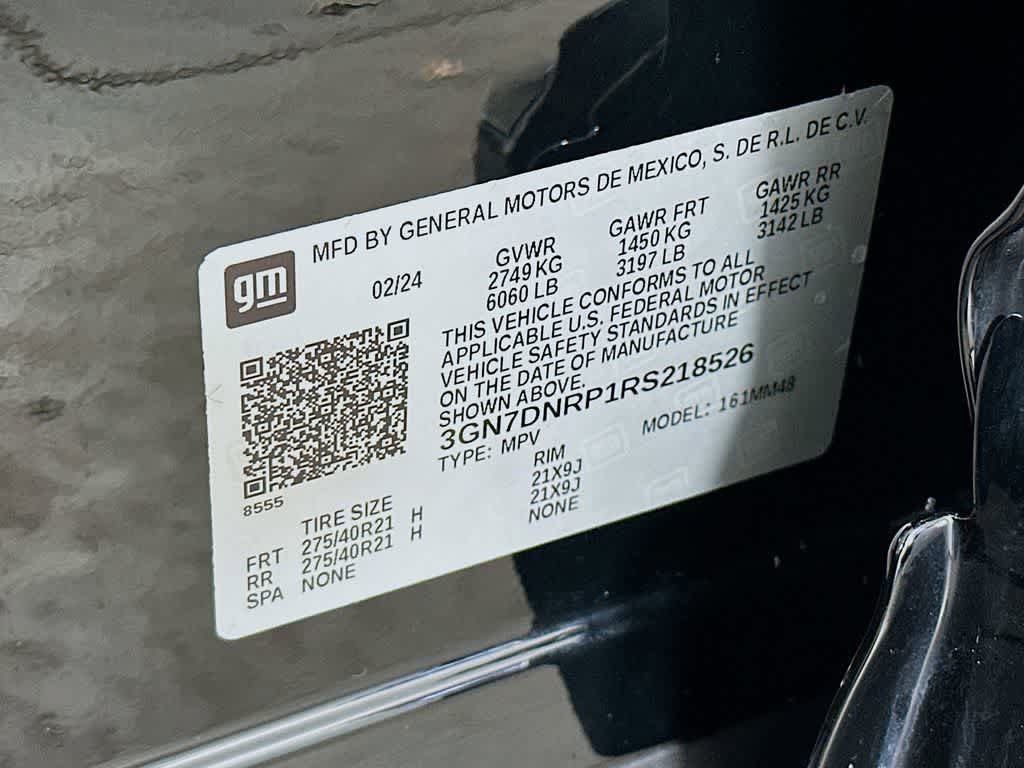 Used 2024 Chevrolet Equinox EV RS FWD image 23