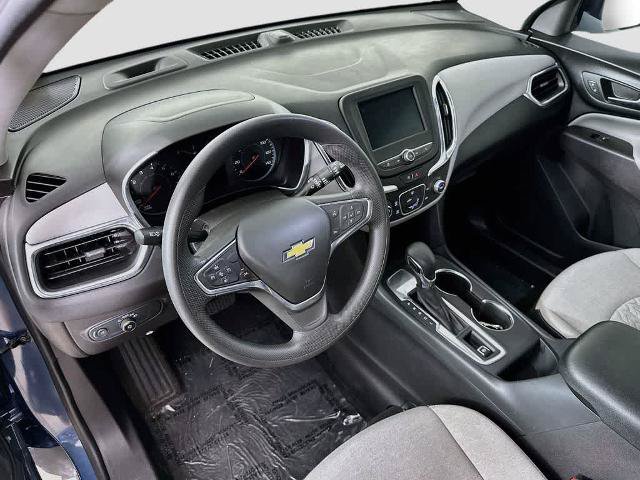 Used 2024 Chevrolet Equinox LS w/ Driver Confidence II Package FWD image 2