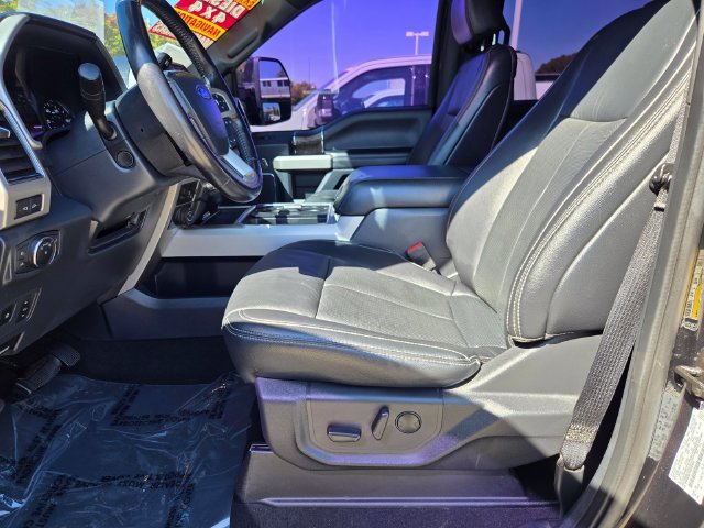 Certified 2022 Ford F250 Lariat w/ Tremor Off-Road Package AWD/4WD image 28
