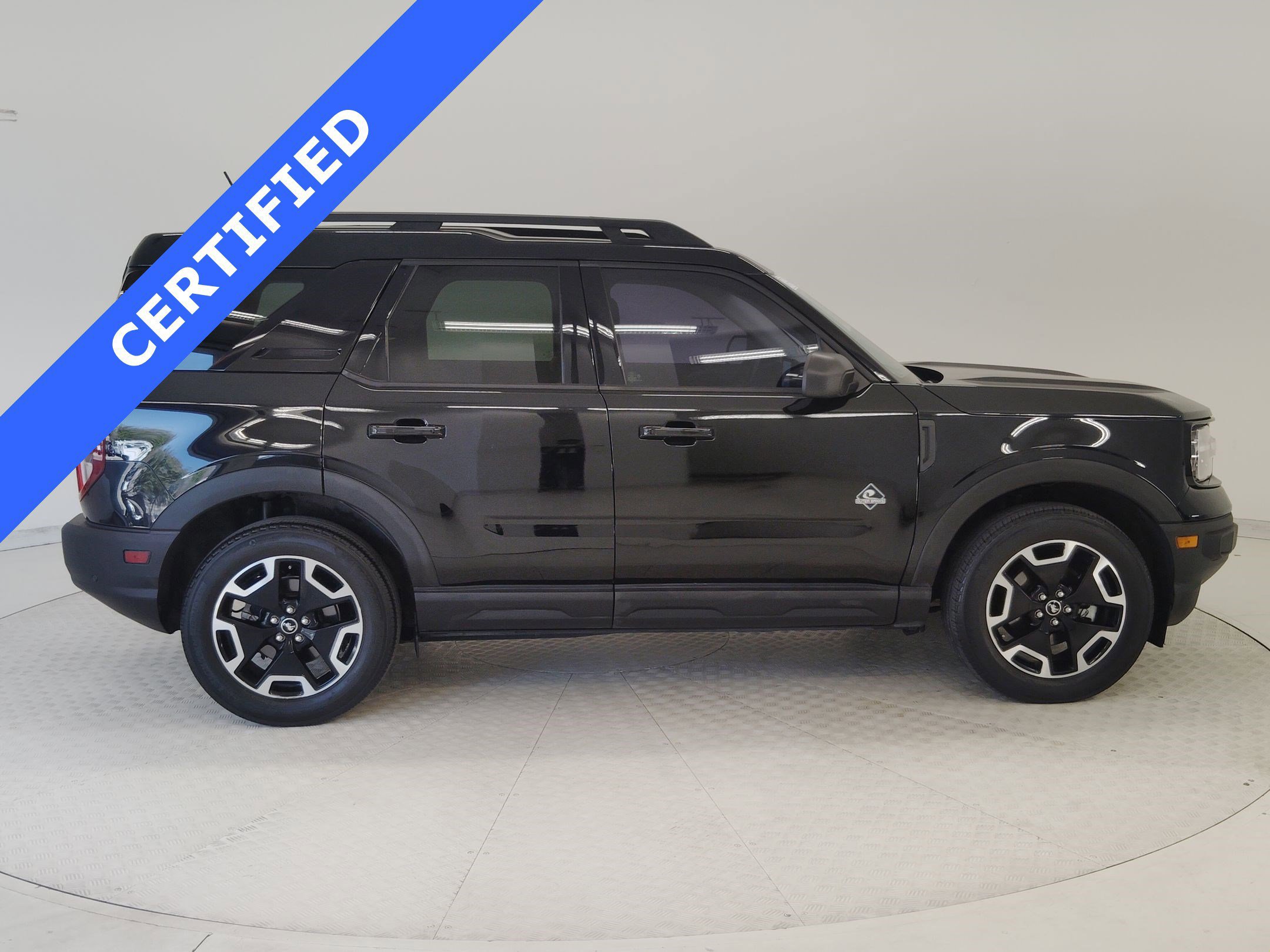 Certified 2023 Ford Bronco Sport Outer Banks w/ Tech Package image 7