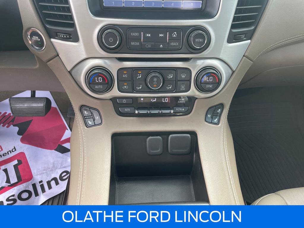 Used 2017 GMC Yukon SLT w/ Premium Edition AWD/4WD image 25