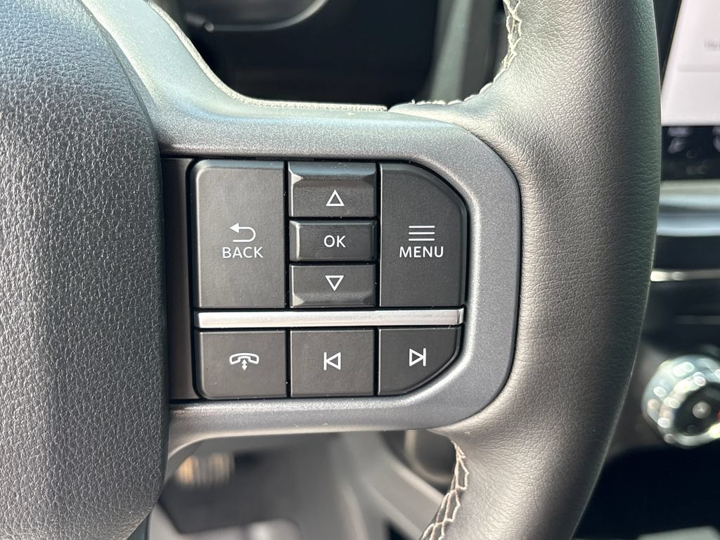 Certified 2025 Ford F350 Lariat w/ Lariat Ultimate Package AWD/4WD image 15