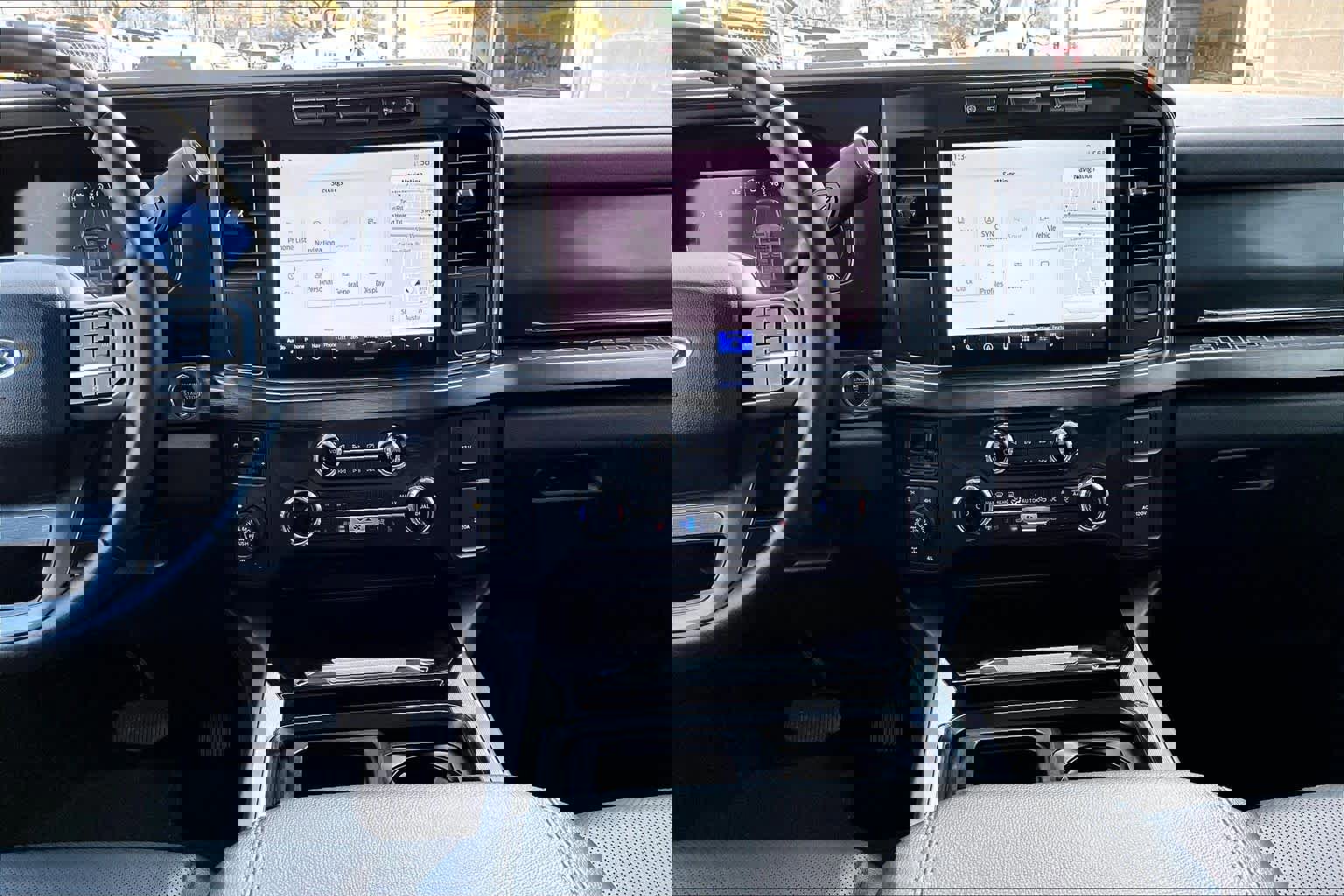 Certified 2023 Ford F250 Lariat w/ Tremor Off-Road Package image 10