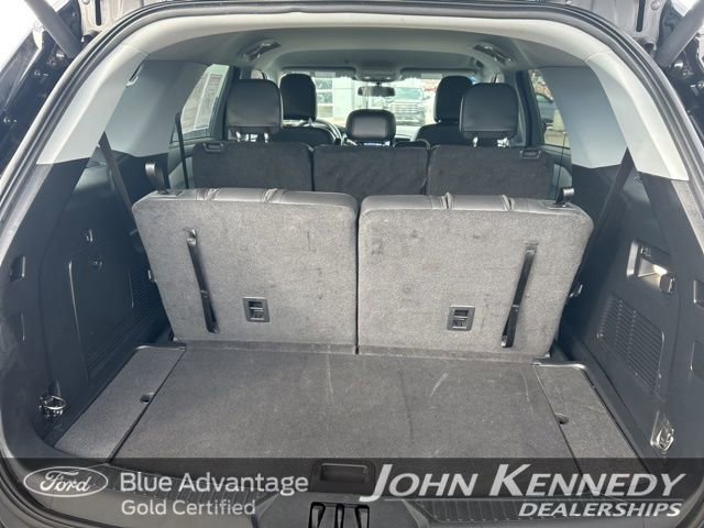 Certified 2022 Ford Explorer XLT w/ Equipment Group 202A image 12