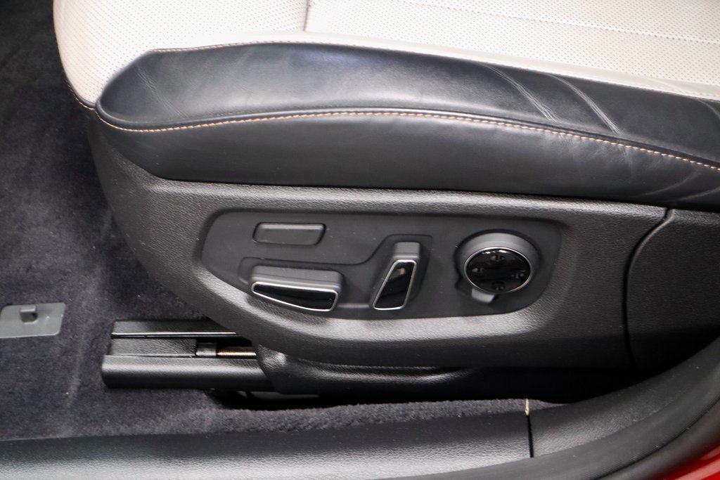 Used 2019 Genesis G80 3.3T Sport image 27