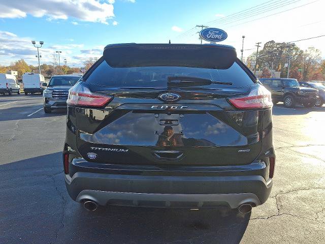 Certified 2022 Ford Edge Titanium image 5