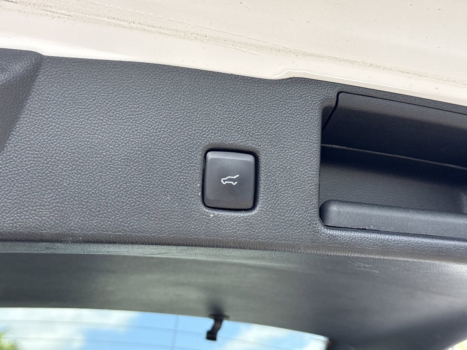 Certified 2022 Ford Escape SE w/ Convenience Package image 12