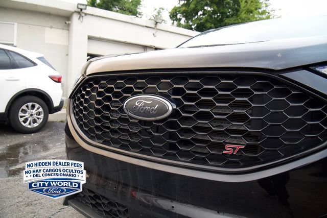 Certified 2020 Ford Edge ST w/ Cold Weather Package AWD/4WD image 7