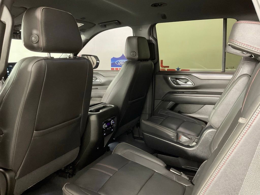 Used 2022 Chevrolet Tahoe RST w/ Luxury Package RWD image 15