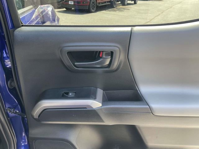 Used 2023 Toyota Tacoma SR5 w/ Technology Package AWD/4WD image 27