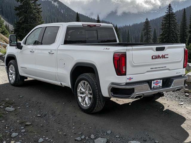 Used 2022 GMC Sierra 1500 SLT w/ SLT Premium Plus Package AWD/4WD image 4