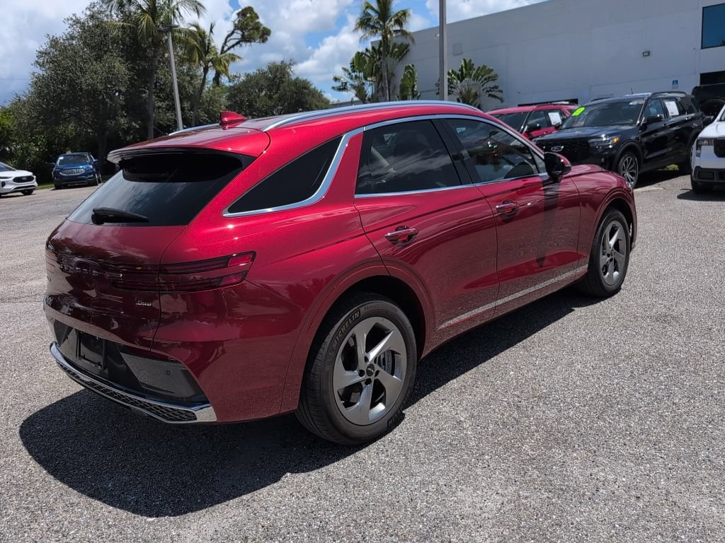 Used 2026 Genesis GV70 2.5T AWD/4WD image 3