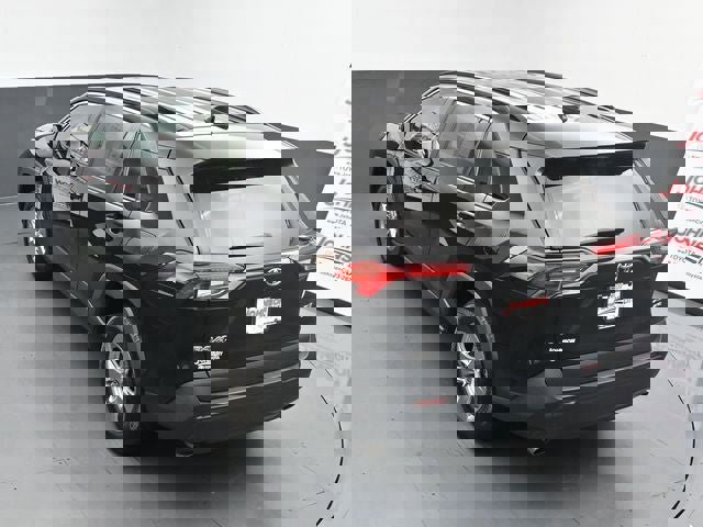 Used 2023 Toyota RAV4 XLE AWD/4WD image 31