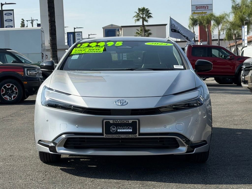 Used 2024 Toyota Prius Prime image 3