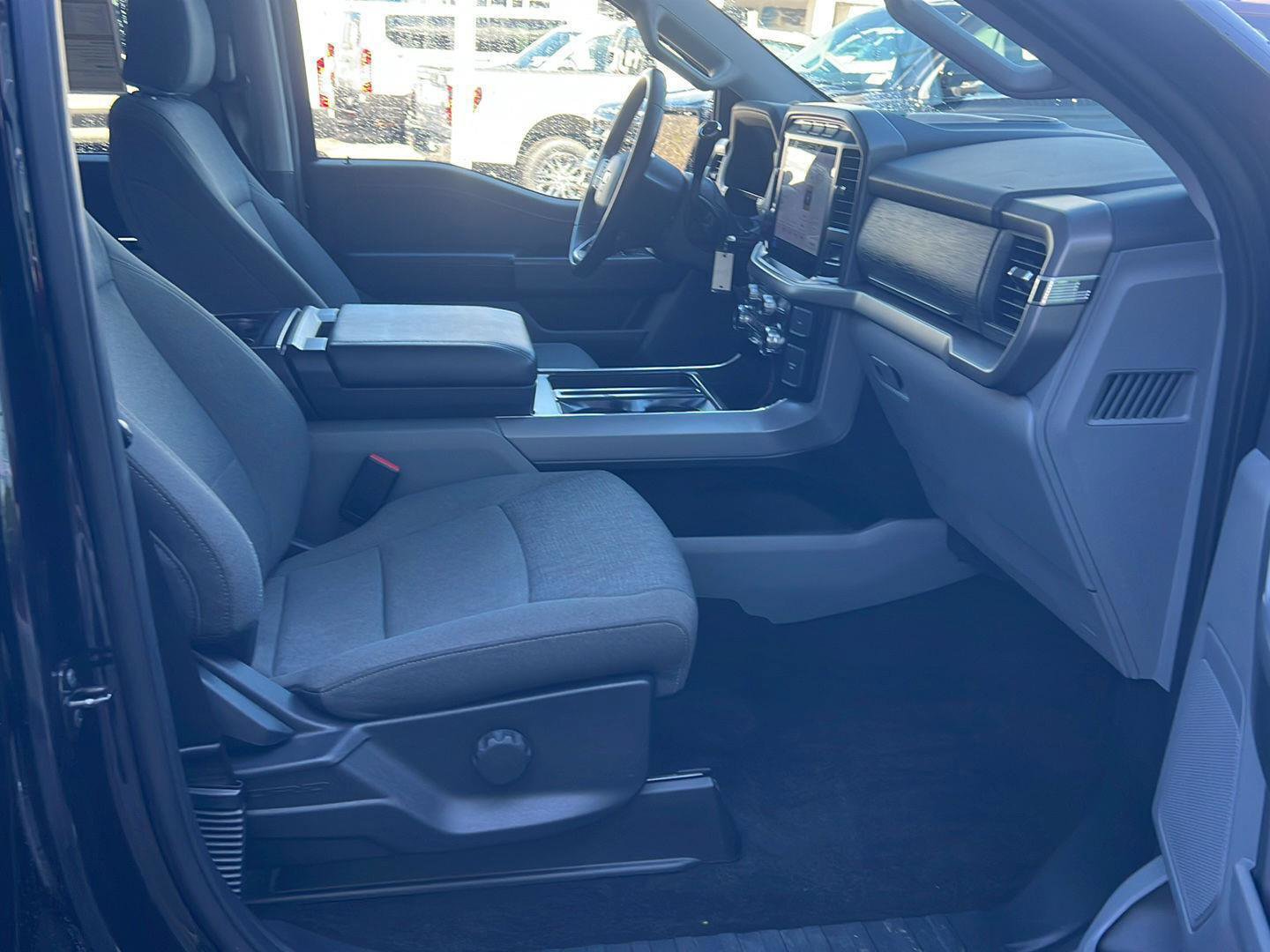 Certified 2024 Ford F150 XLT w/ Mobile Office Package image 12