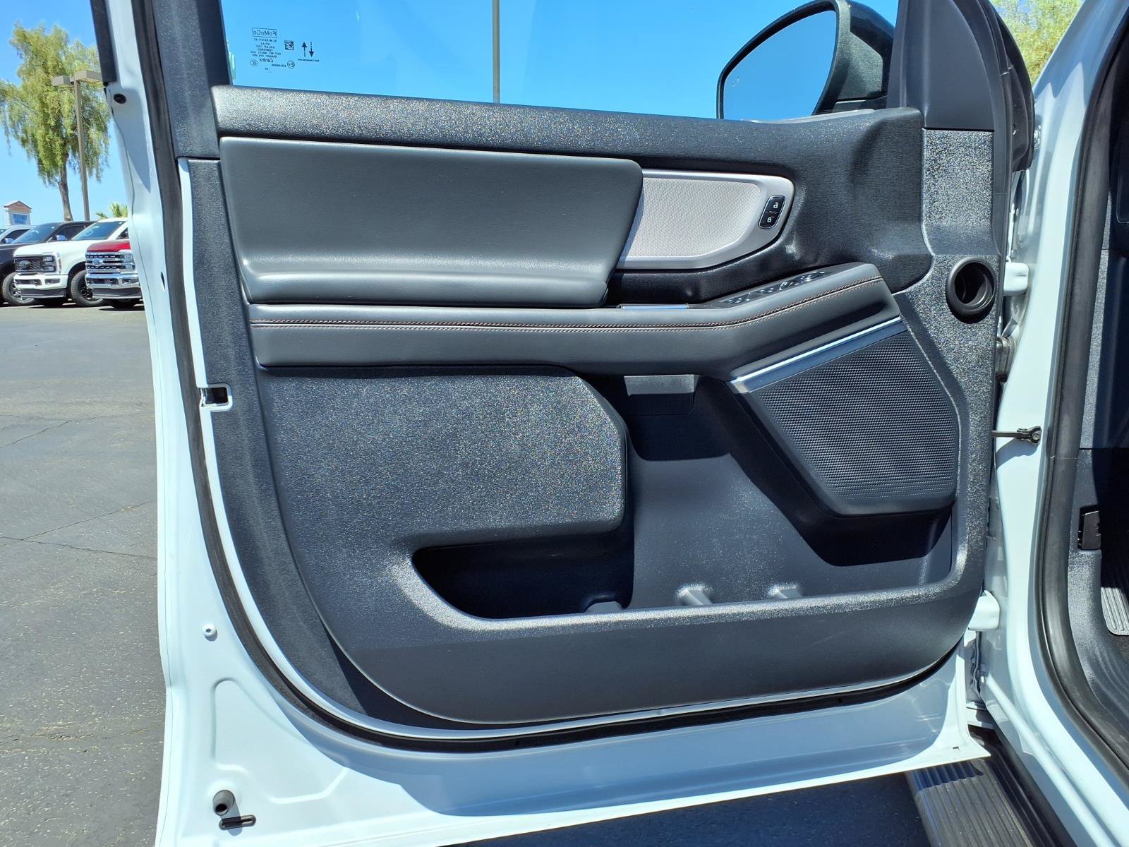 Certified 2025 Ford Expedition Active AWD/4WD image 23