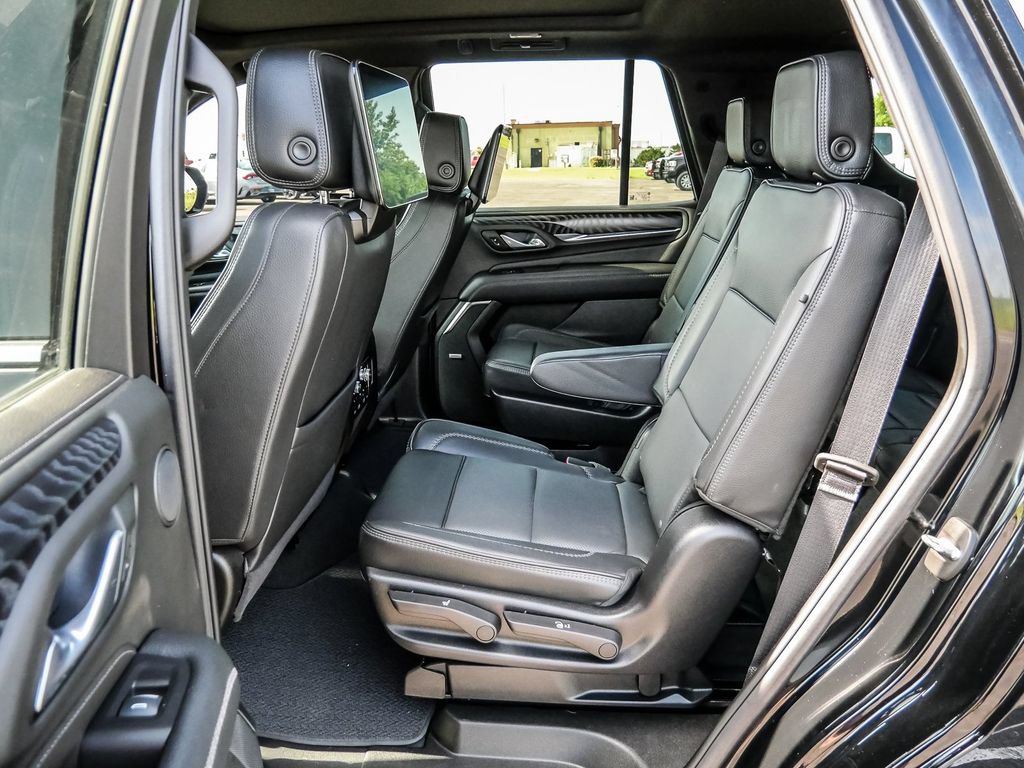 Used 2024 GMC Yukon Denali w/ Advanced Technology Package AWD/4WD image 51
