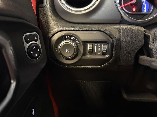 Used 2018 Jeep Wrangler Rubicon image 13