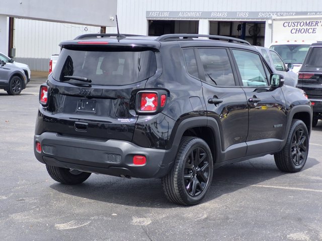 Used 2023 Jeep Renegade Altitude w/ Convenience Group I AWD/4WD image 7