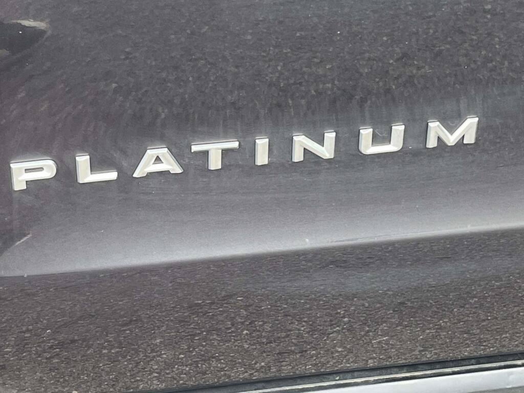 Certified 2025 Ford Expedition Platinum AWD/4WD image 15